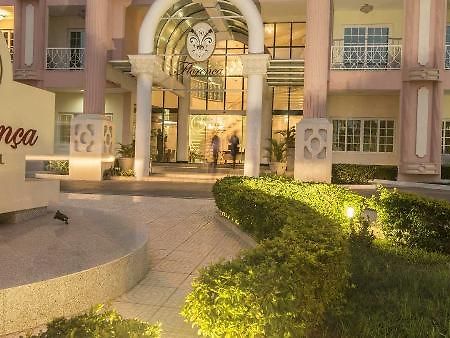 Hotel Florenca Λουάντα Εξωτερικό φωτογραφία