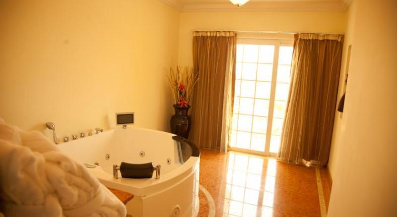 Hotel Florenca Λουάντα Εξωτερικό φωτογραφία