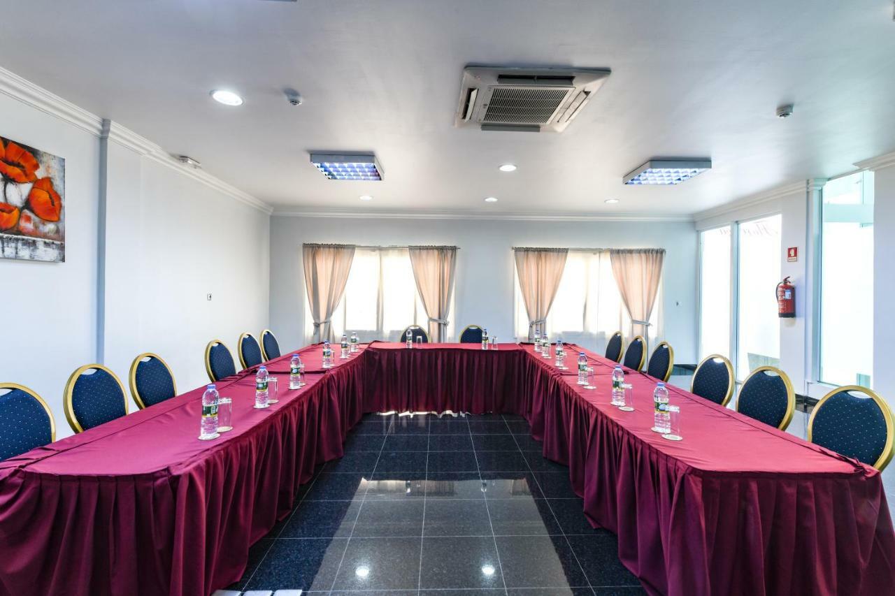 Hotel Florenca Λουάντα Εξωτερικό φωτογραφία