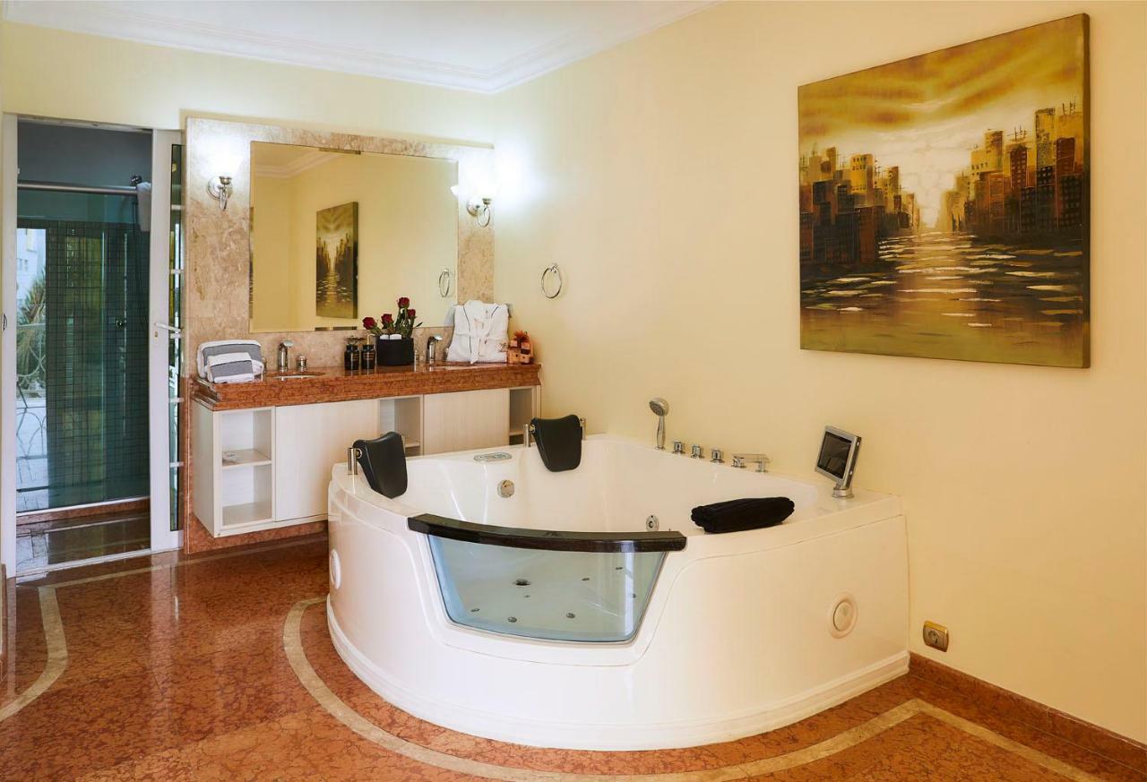 Hotel Florenca Λουάντα Εξωτερικό φωτογραφία