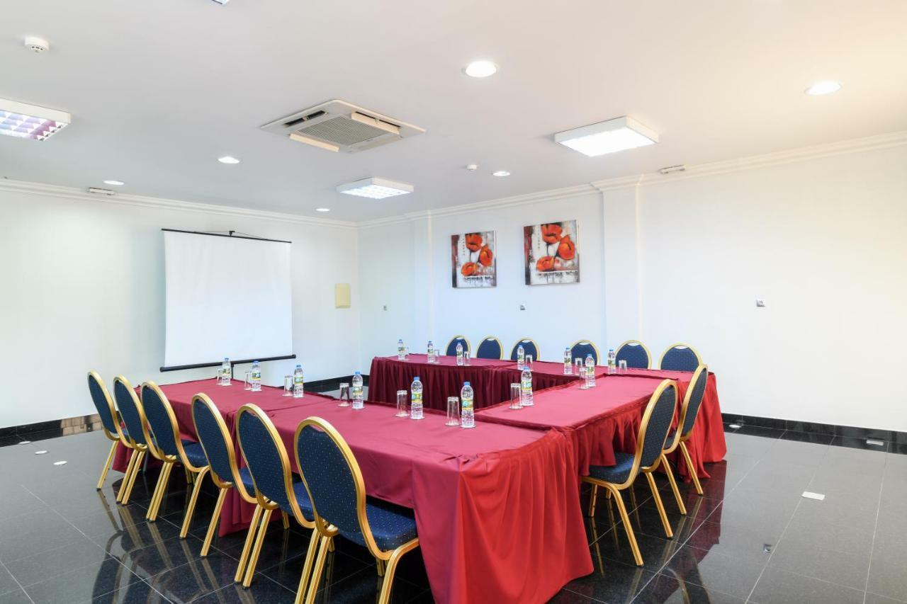 Hotel Florenca Λουάντα Εξωτερικό φωτογραφία
